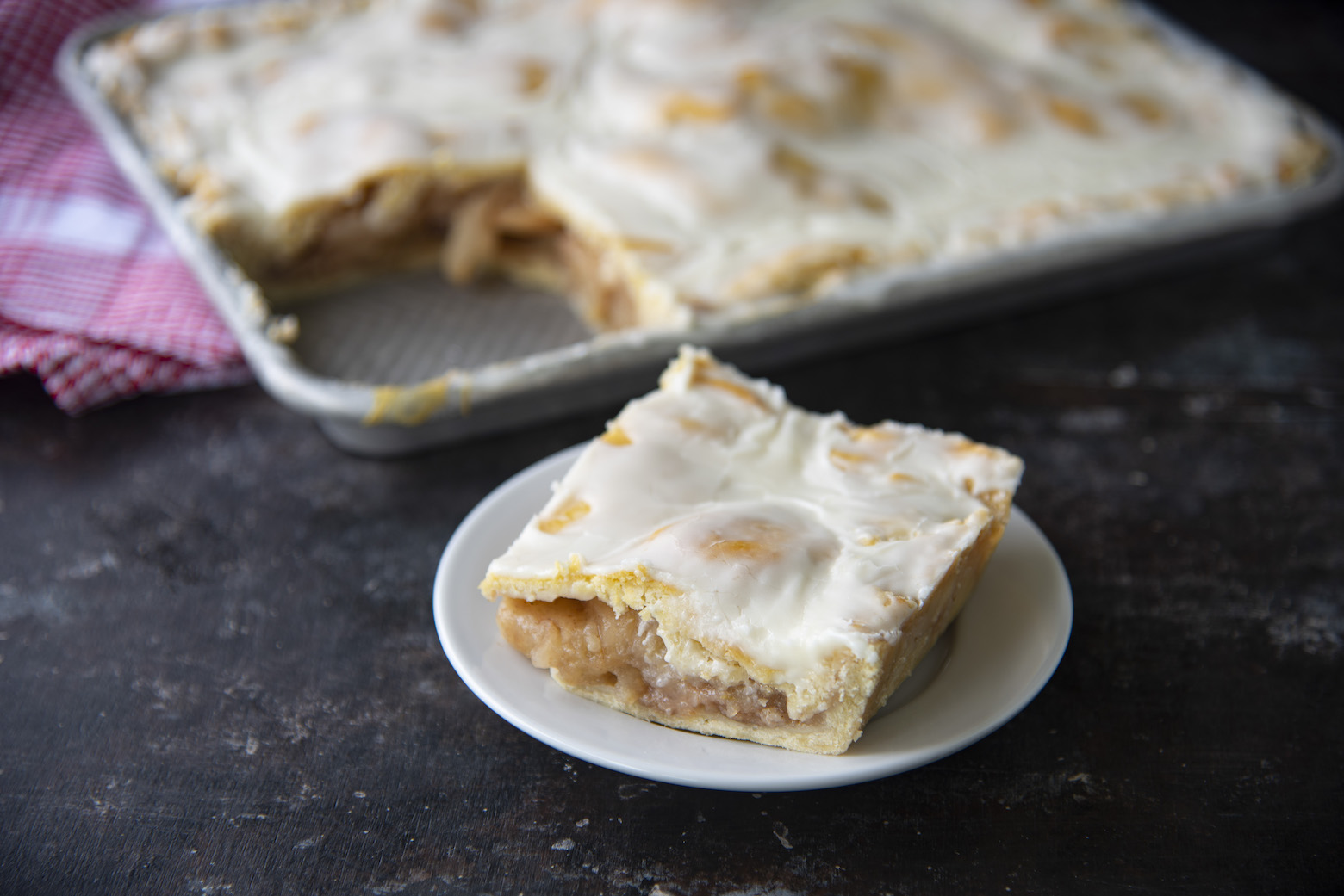 Cinnamon Toast Crunch Apple Slice