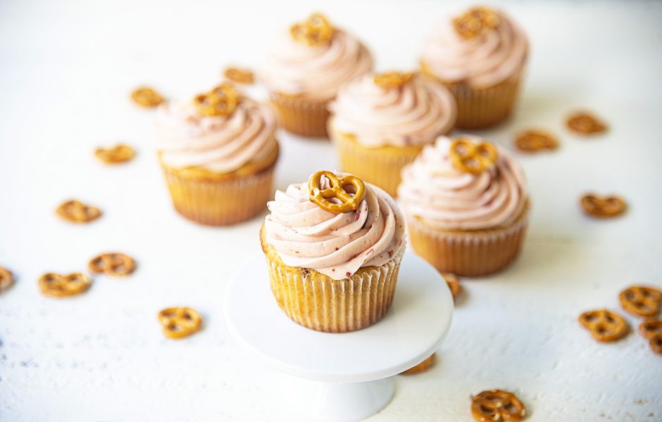 Strawberry Pretzel Cream Cheese Cupcakes