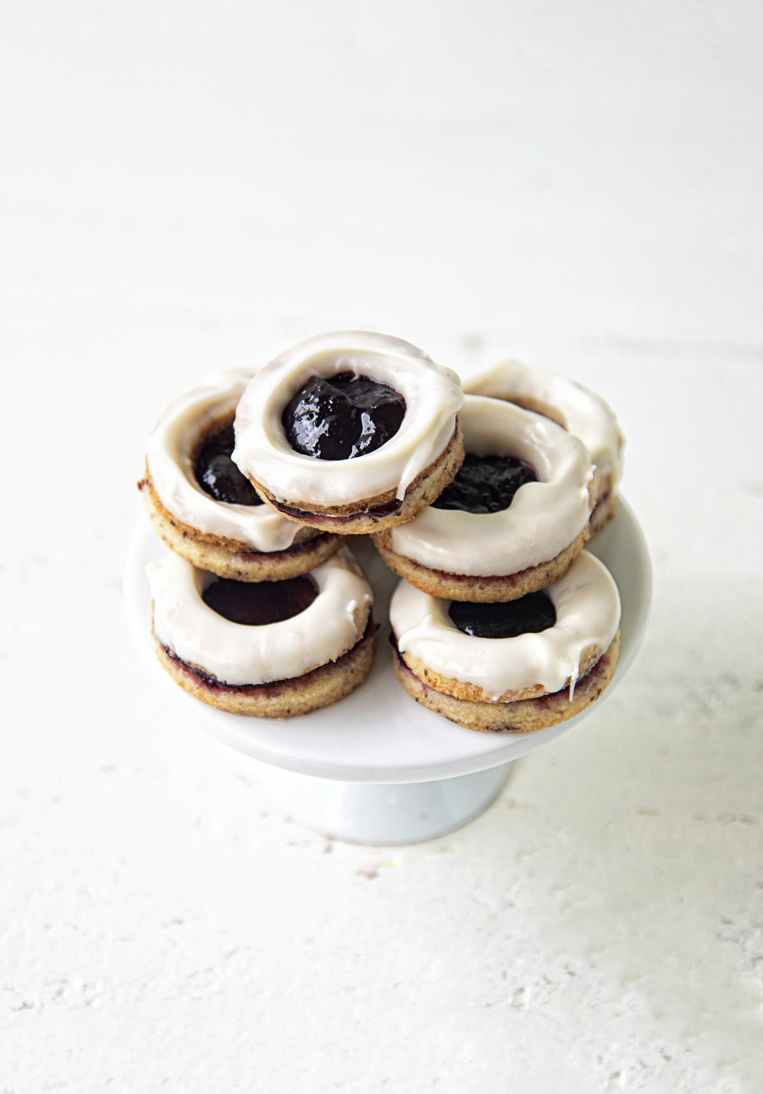 White Chocolate Berry Linzer Cookies