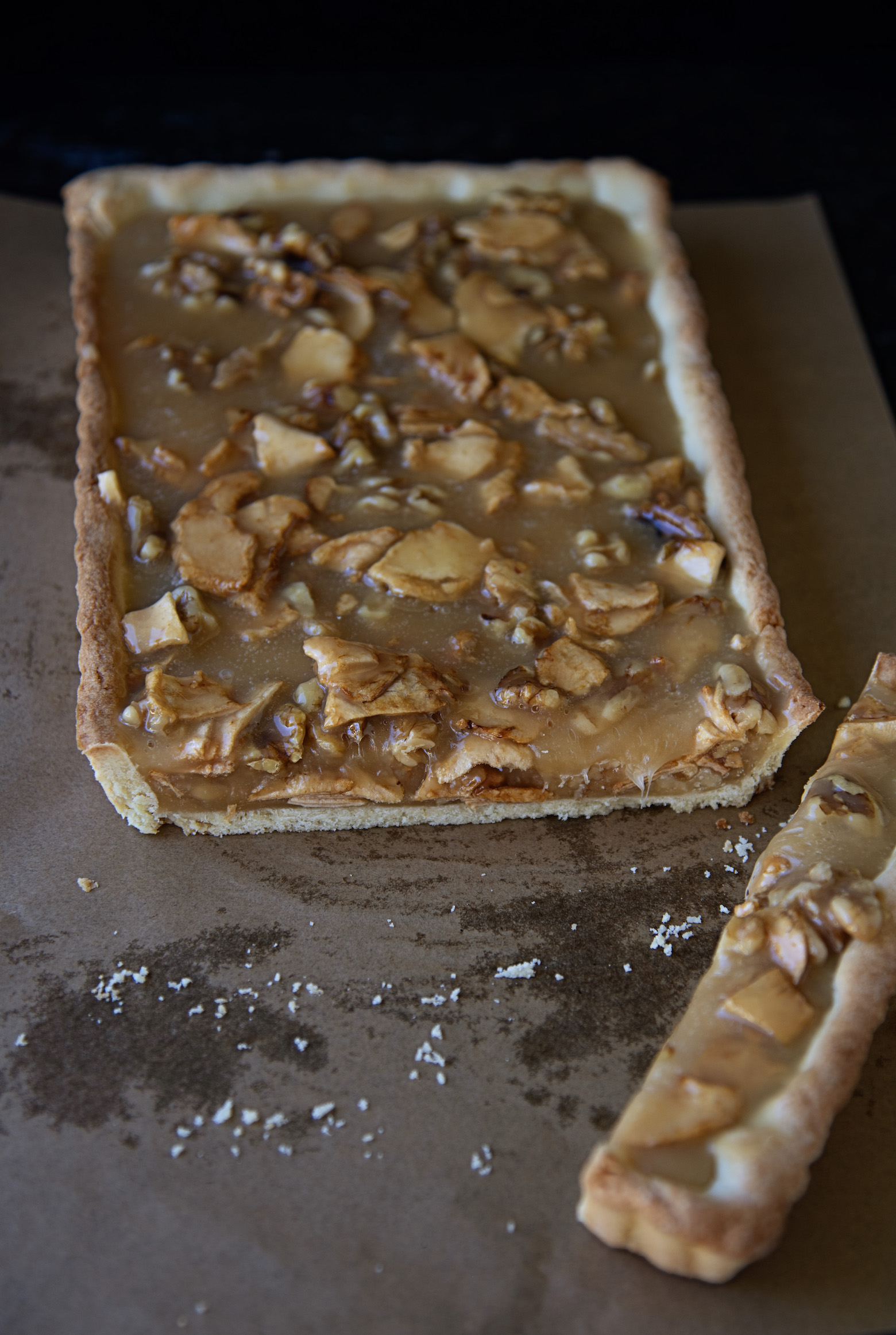 Caramel Apple Walnut Tart