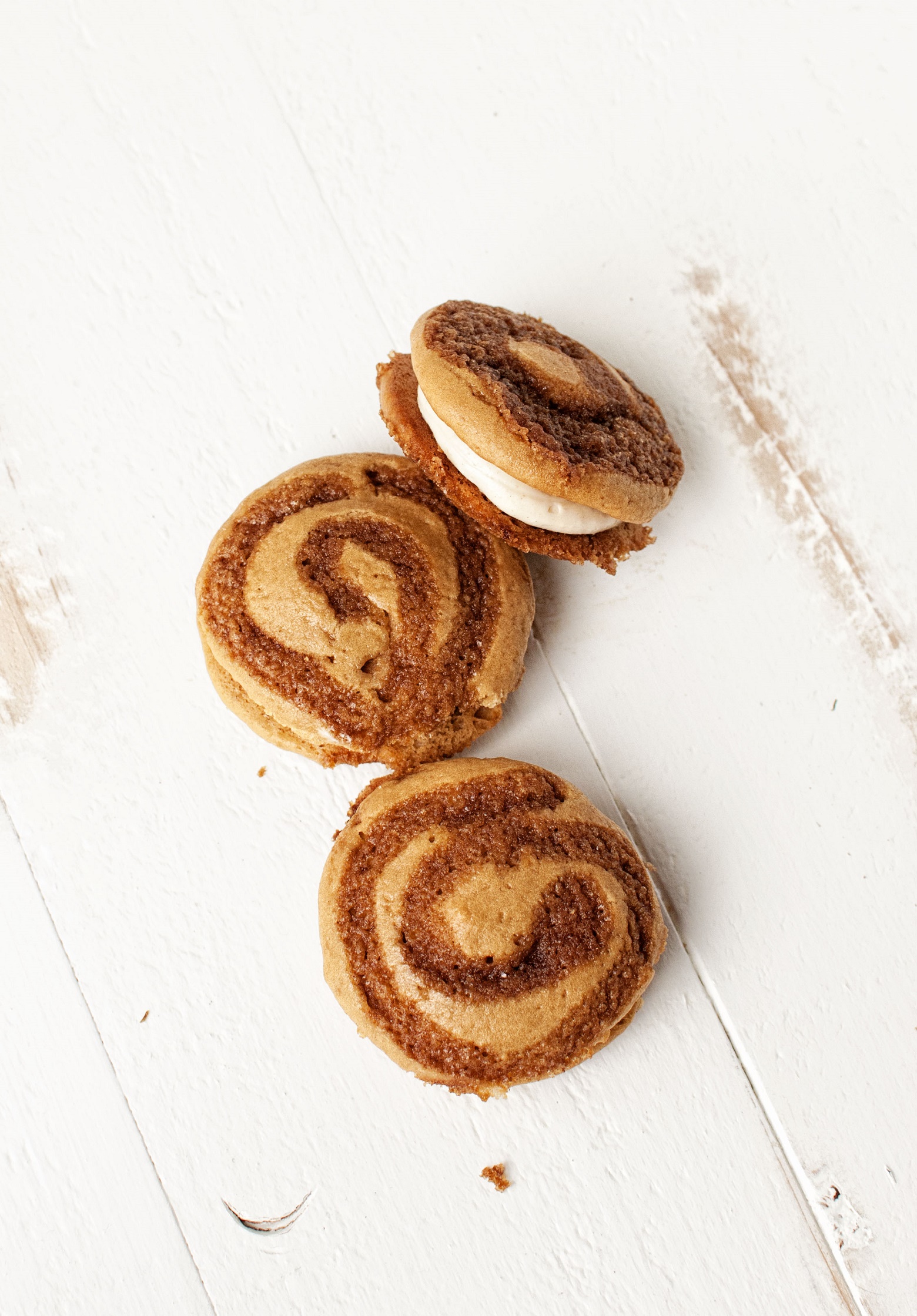 Cinnamon Roll Whoopie Pies with Cream Cheese Frosting