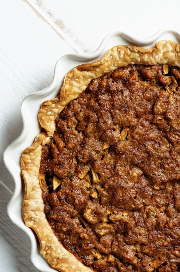 Butterscotch Apple Walnut Pie