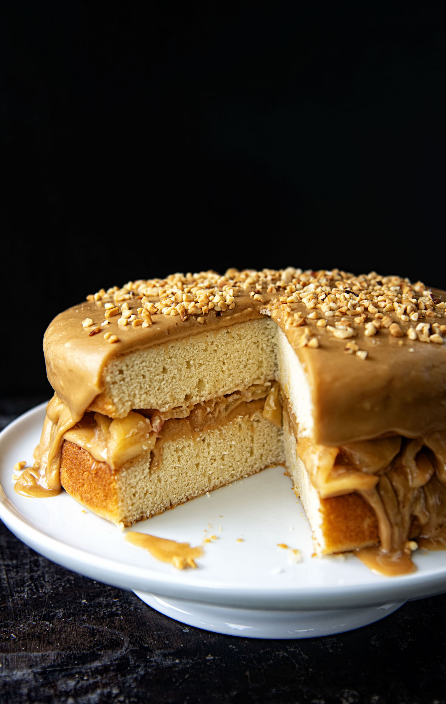 Caramel Apple Cake 