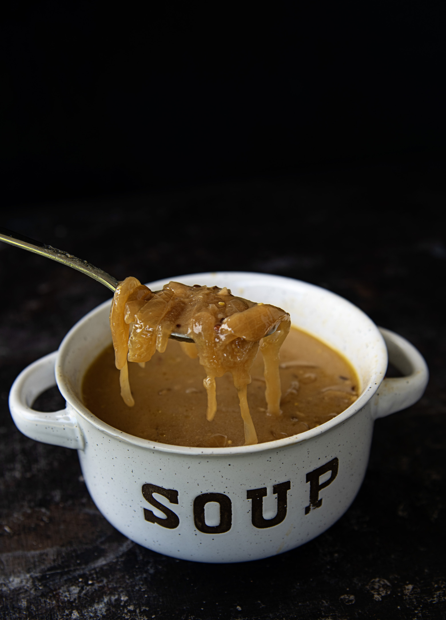 German Caramelized Onion Ale Soup