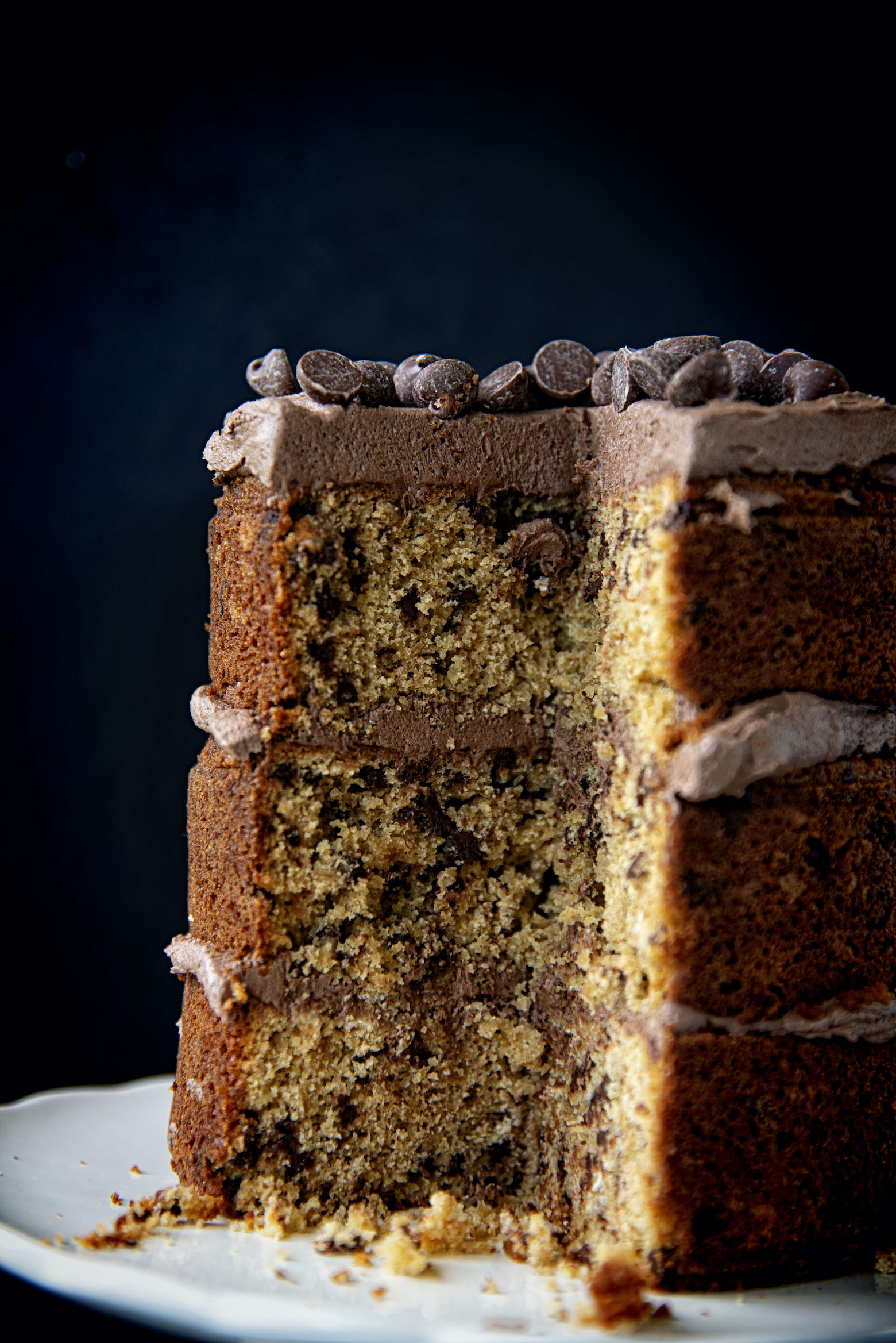 Chocolate Chip Oatmeal Cream Pie Cake