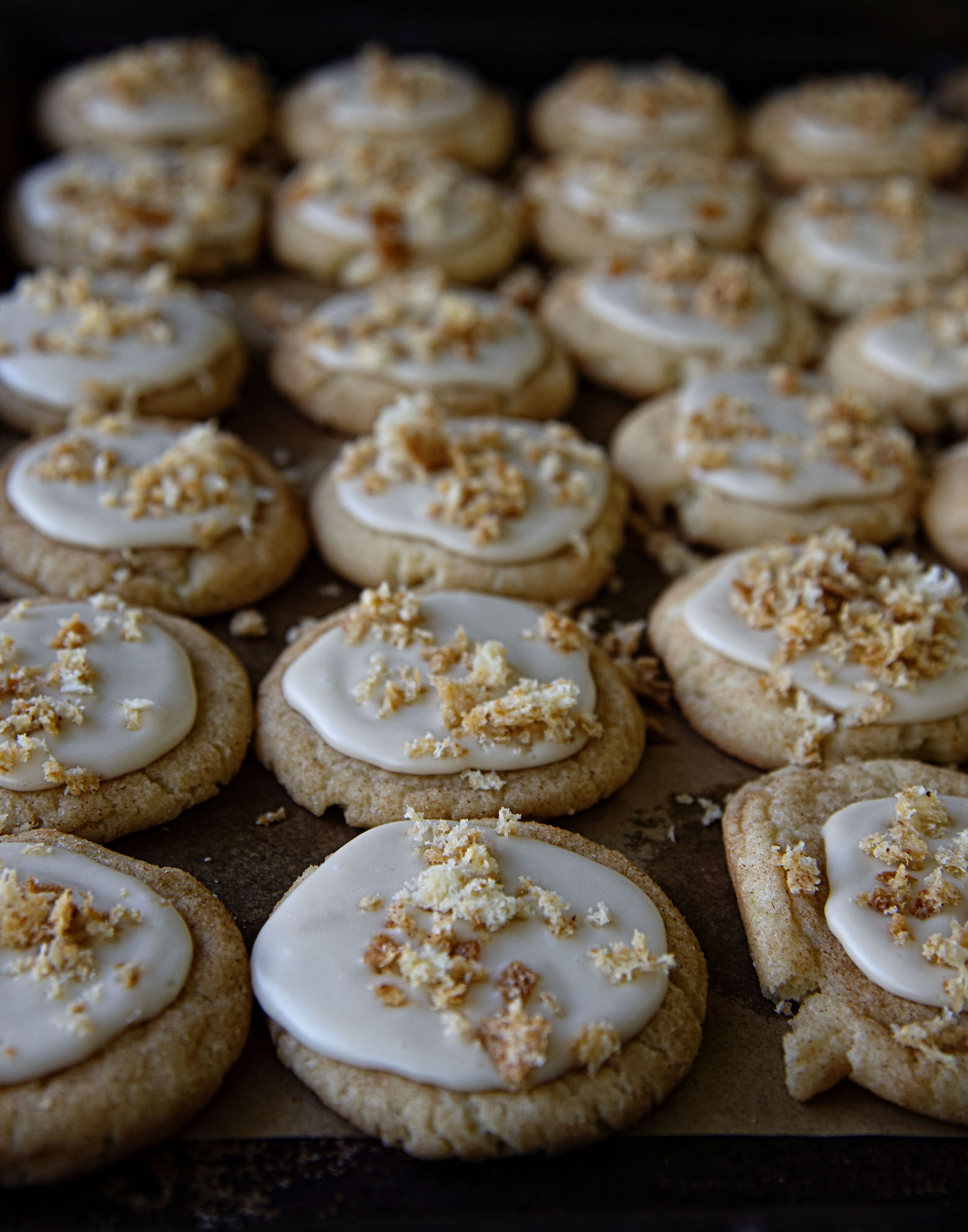 French Toast Cookies with Maple Glaze