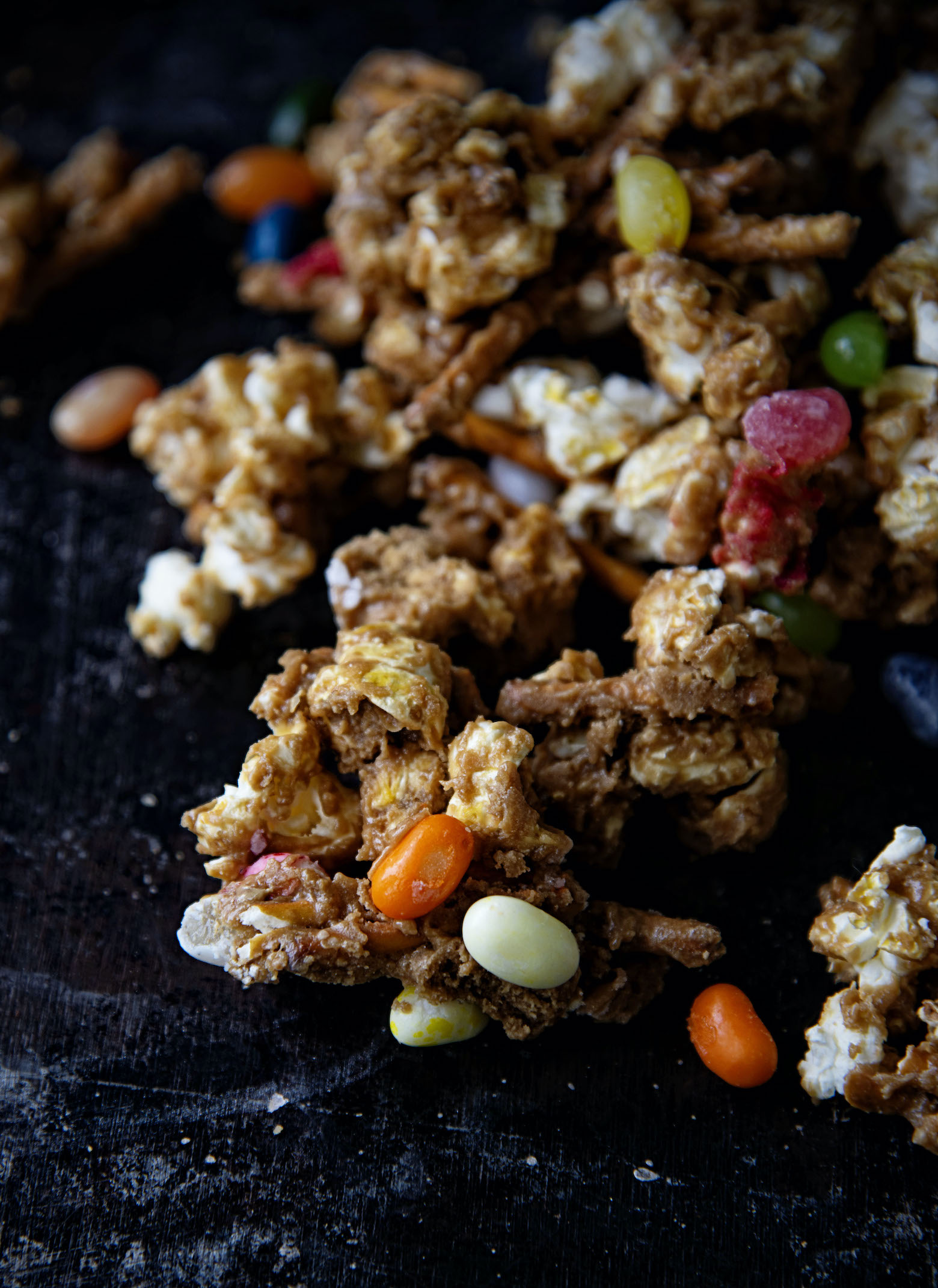 Charlie Brown Thanksgiving Caramel Corn