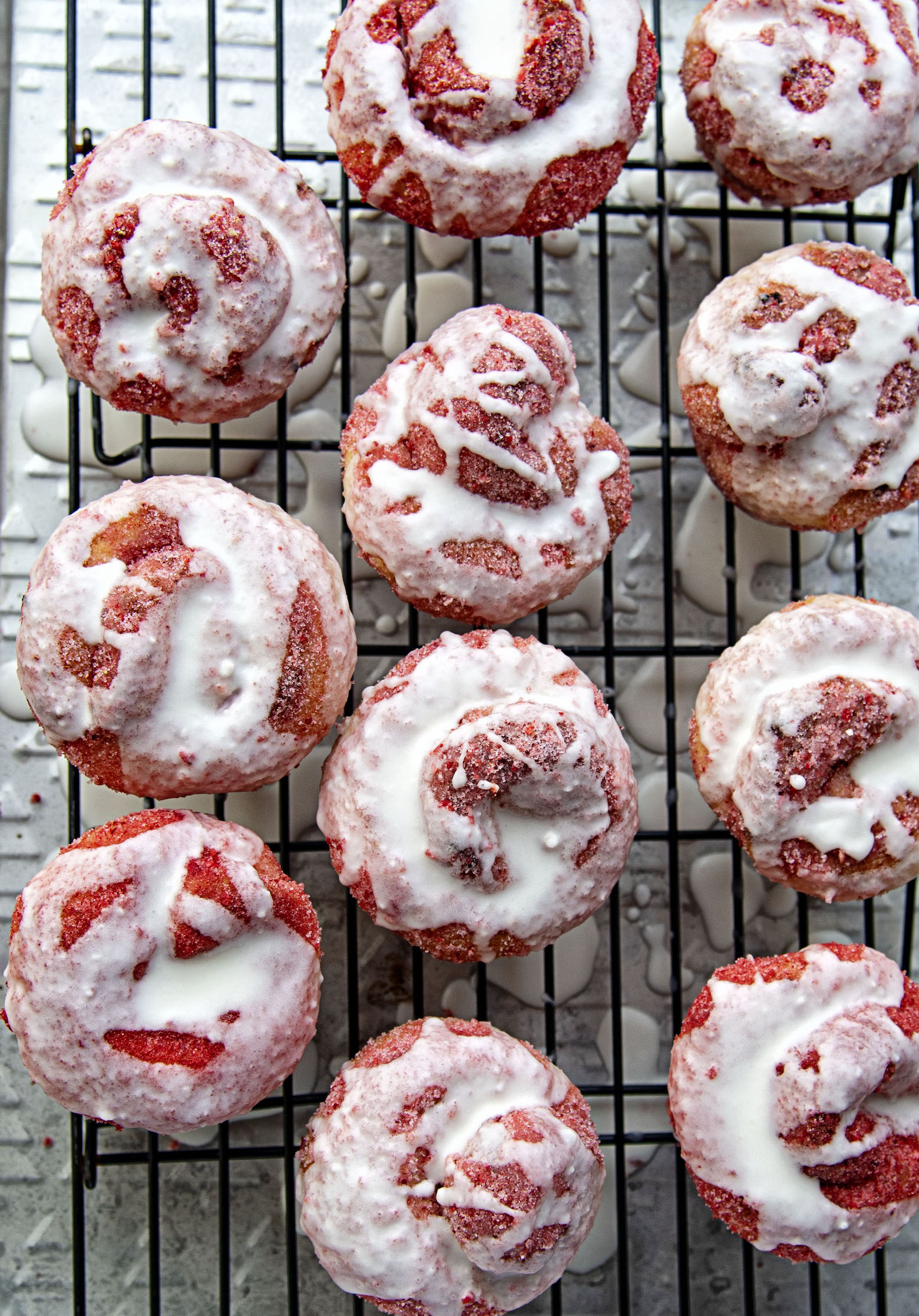 Prosecco Strawberry Sugared Buns