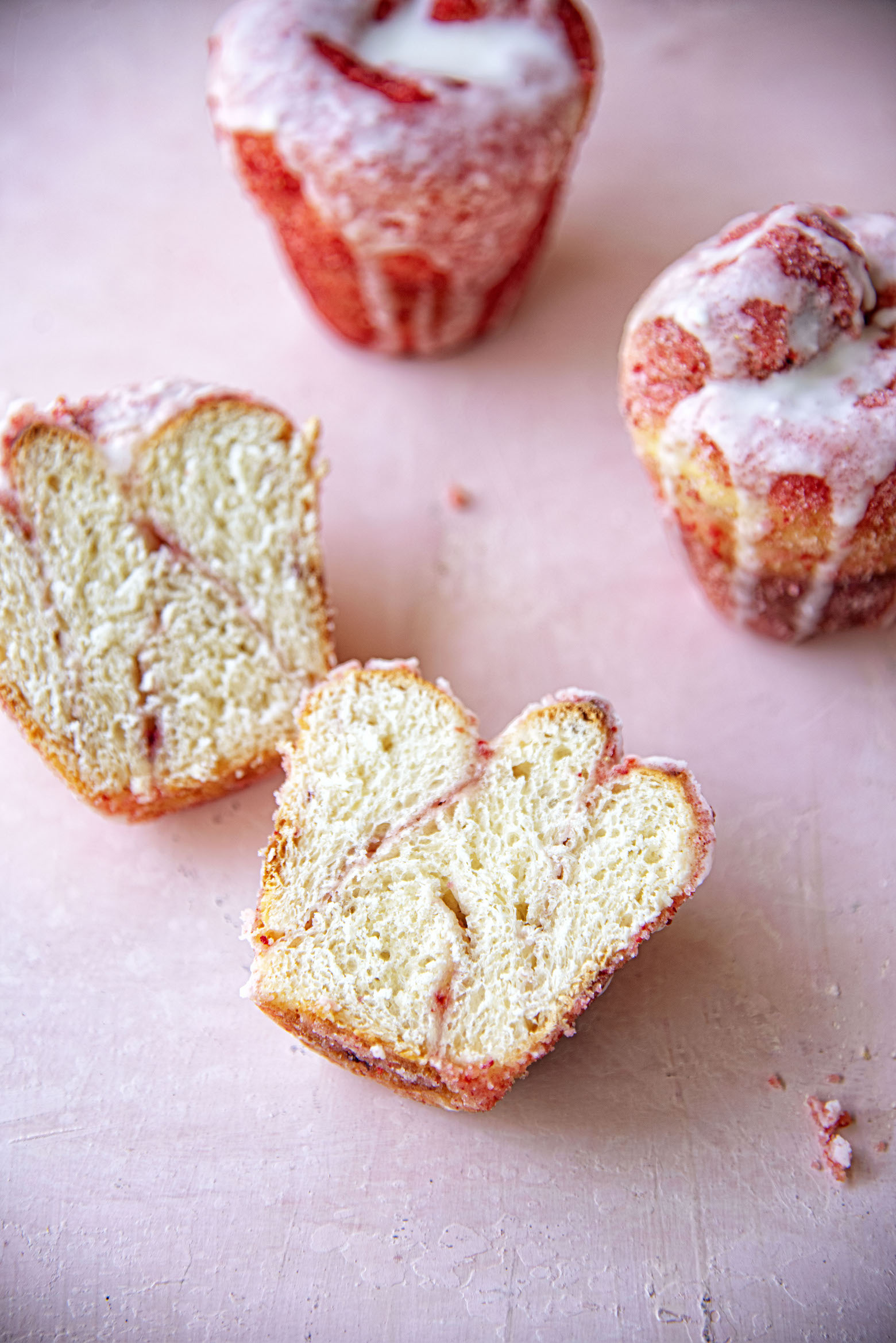 Prosecco Strawberry Sugared Buns