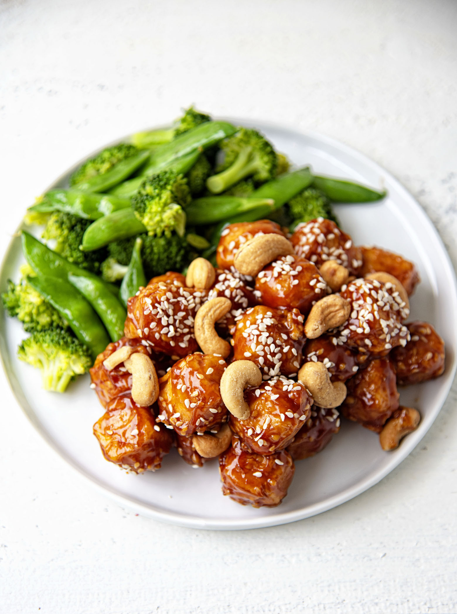 Crispy Sesame Cashew Tofu 