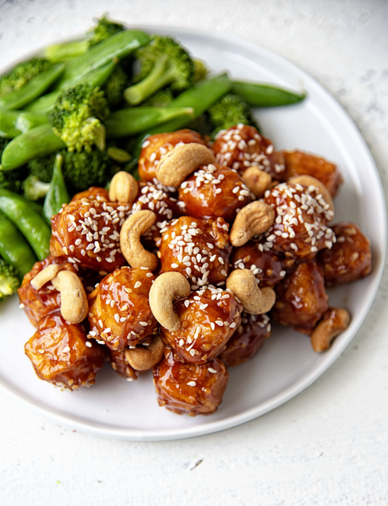 Crispy Sesame Cashew Tofu 