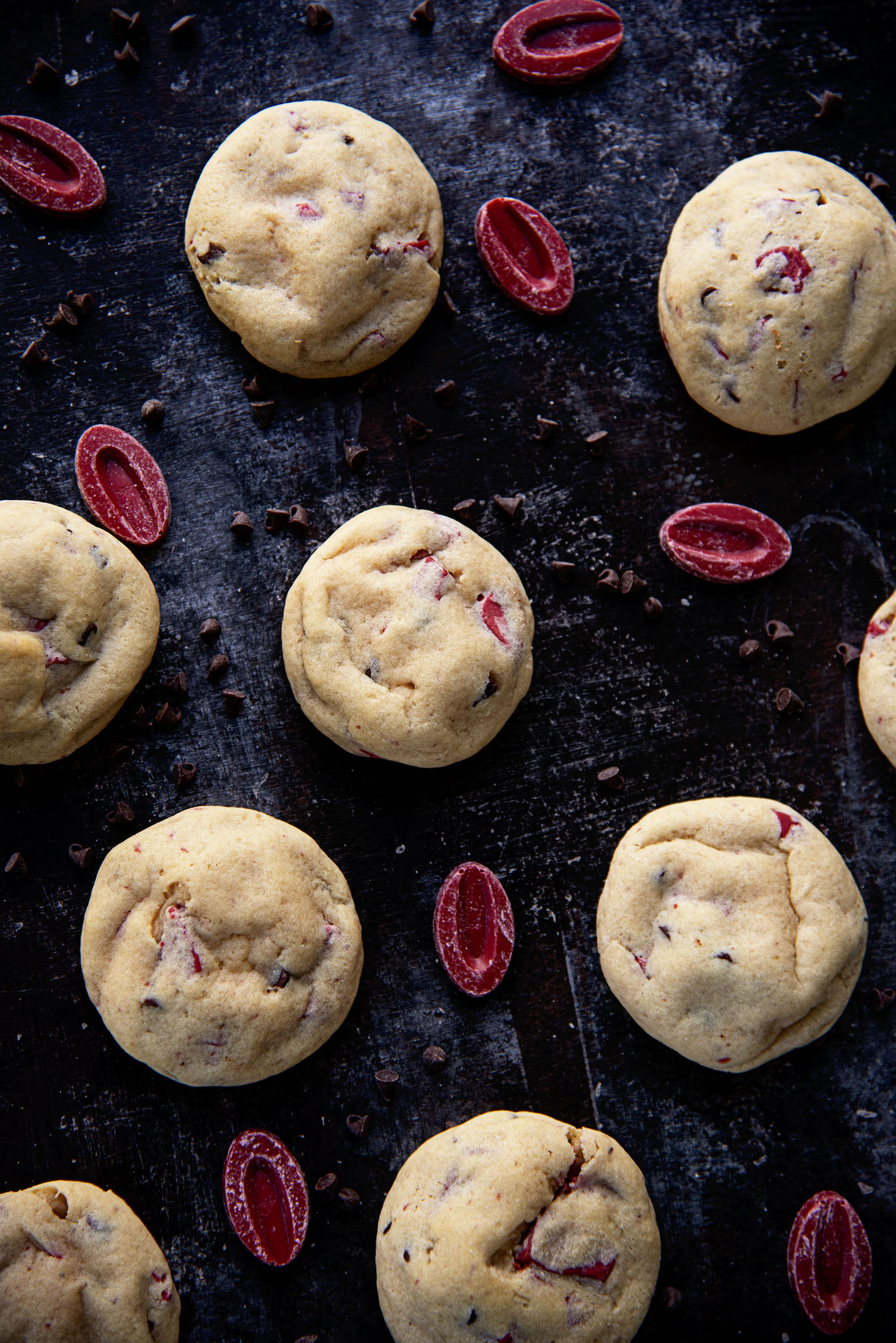 Overhead shot of 8 cookies scattered. 