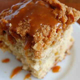 Banana Fosters Crumb Cake