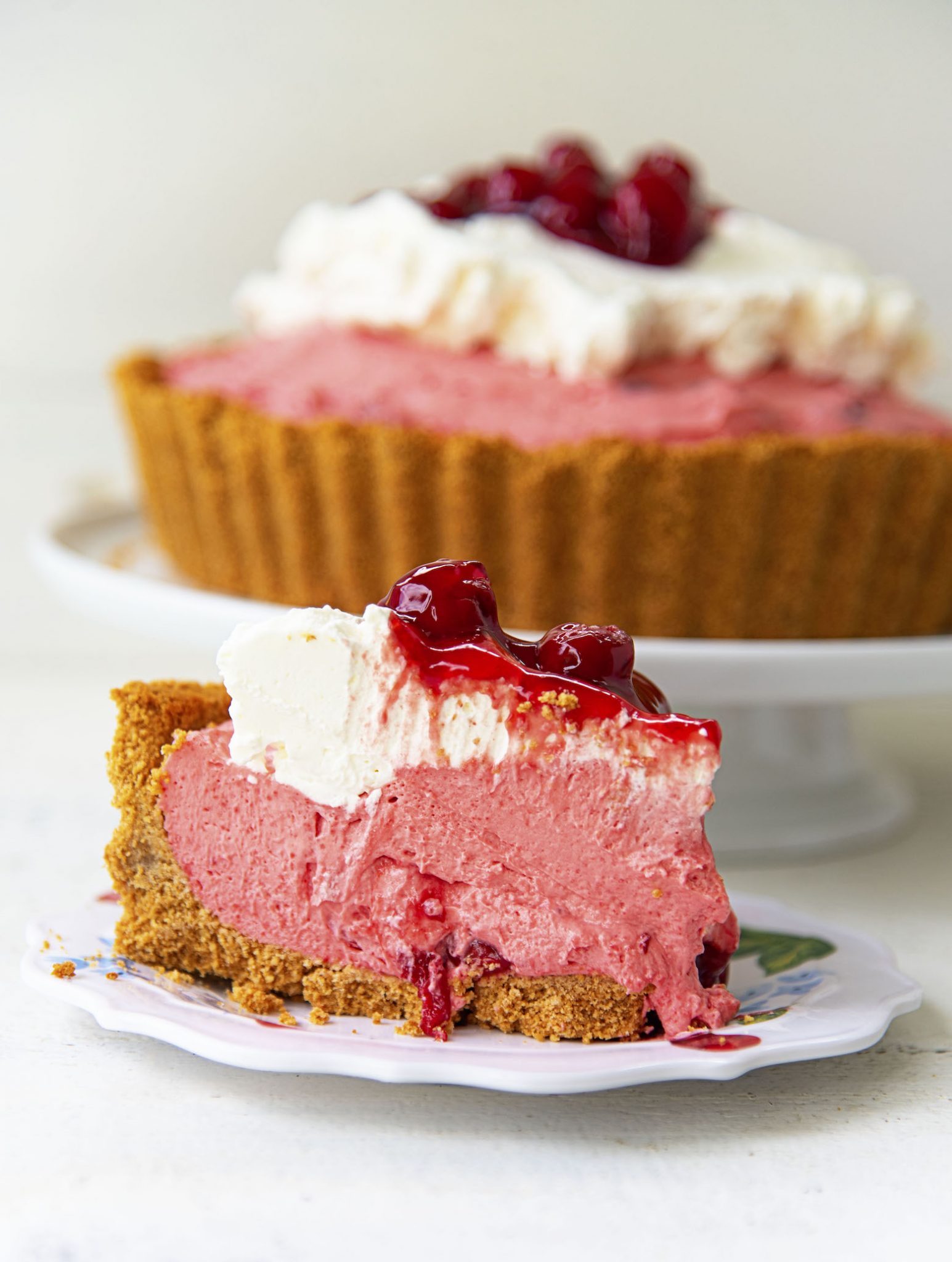 Cherry Cheesecake Jello Pie with Graham Cracker Crust