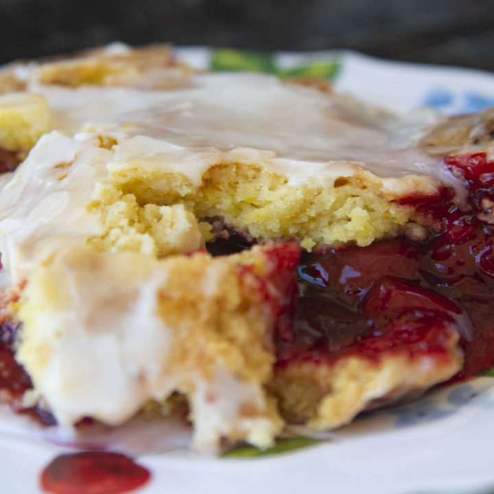 Cherry Lemonade Dump Cake