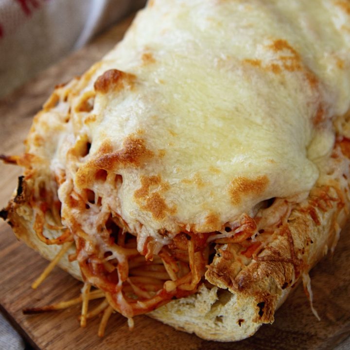 Spaghetti Stuffed Garlic Bread