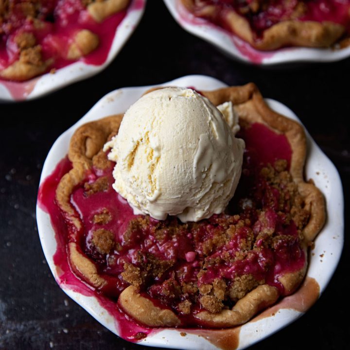 Apple Berry Crumb Topped Pie