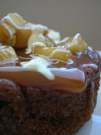 Caramel Fresh Apple Cake