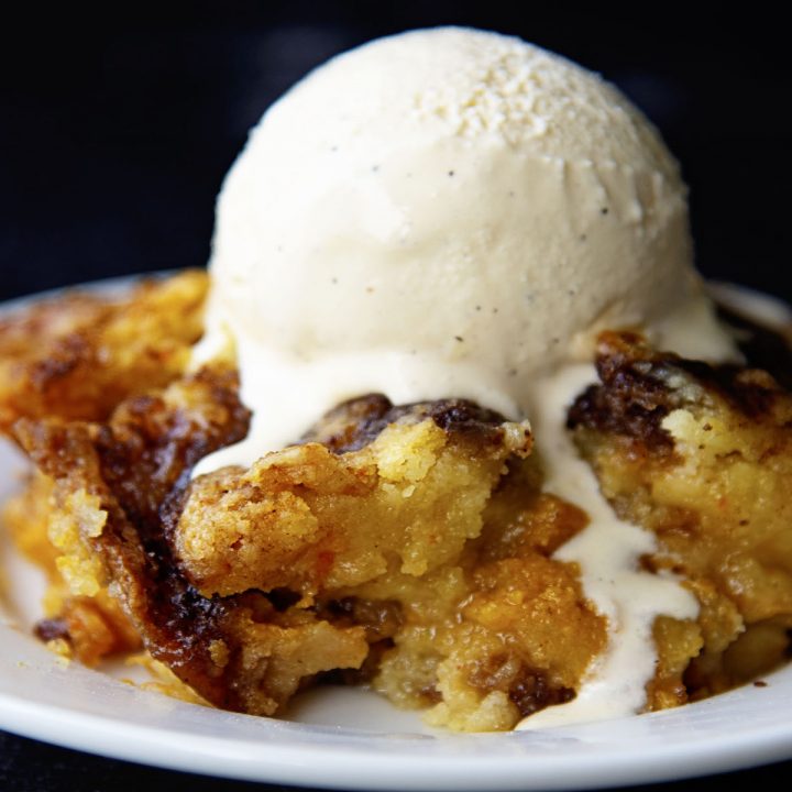 Cinnamon Roll Pumpkin Crunch Cake