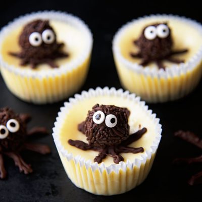 Chocolate Truffle Spider Cheesecake Bites #HalloweenTreatsWeek