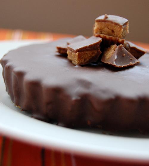 Side view of the peanut butter cup cake