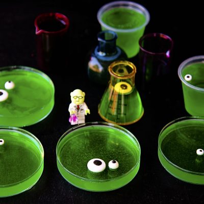 Petri Dish Jelly Shots #HalloweenTreatsWeek