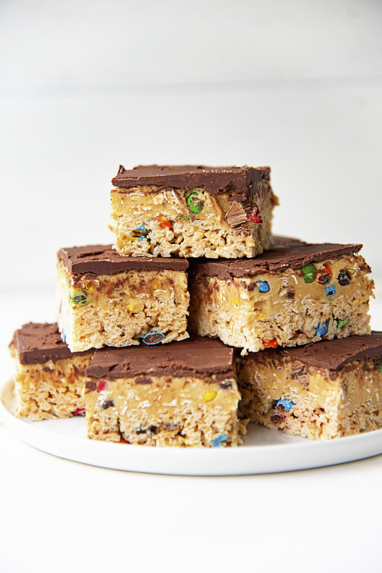 Monster Rice Krispie Treats {Dye-Free Recipe} - FeelGoodFoodie