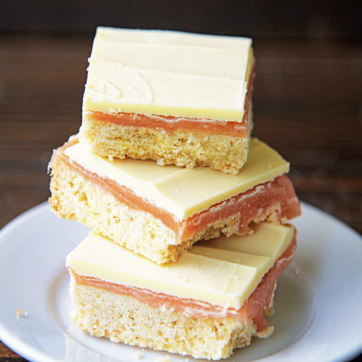 Strawberry Lemonade Caramel Bars