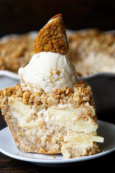Oatmeal Creme Apple Pie