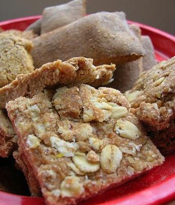 Peanut Butter and Oatmeal Dog Treats