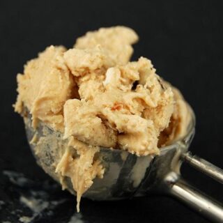 Oatmeal Raisin Cookie Dough Cinnamon Ice Cream